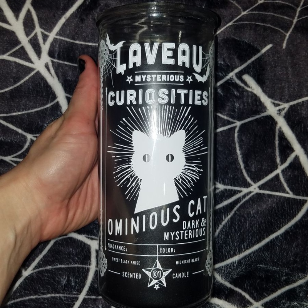 7" Gothic cat candle